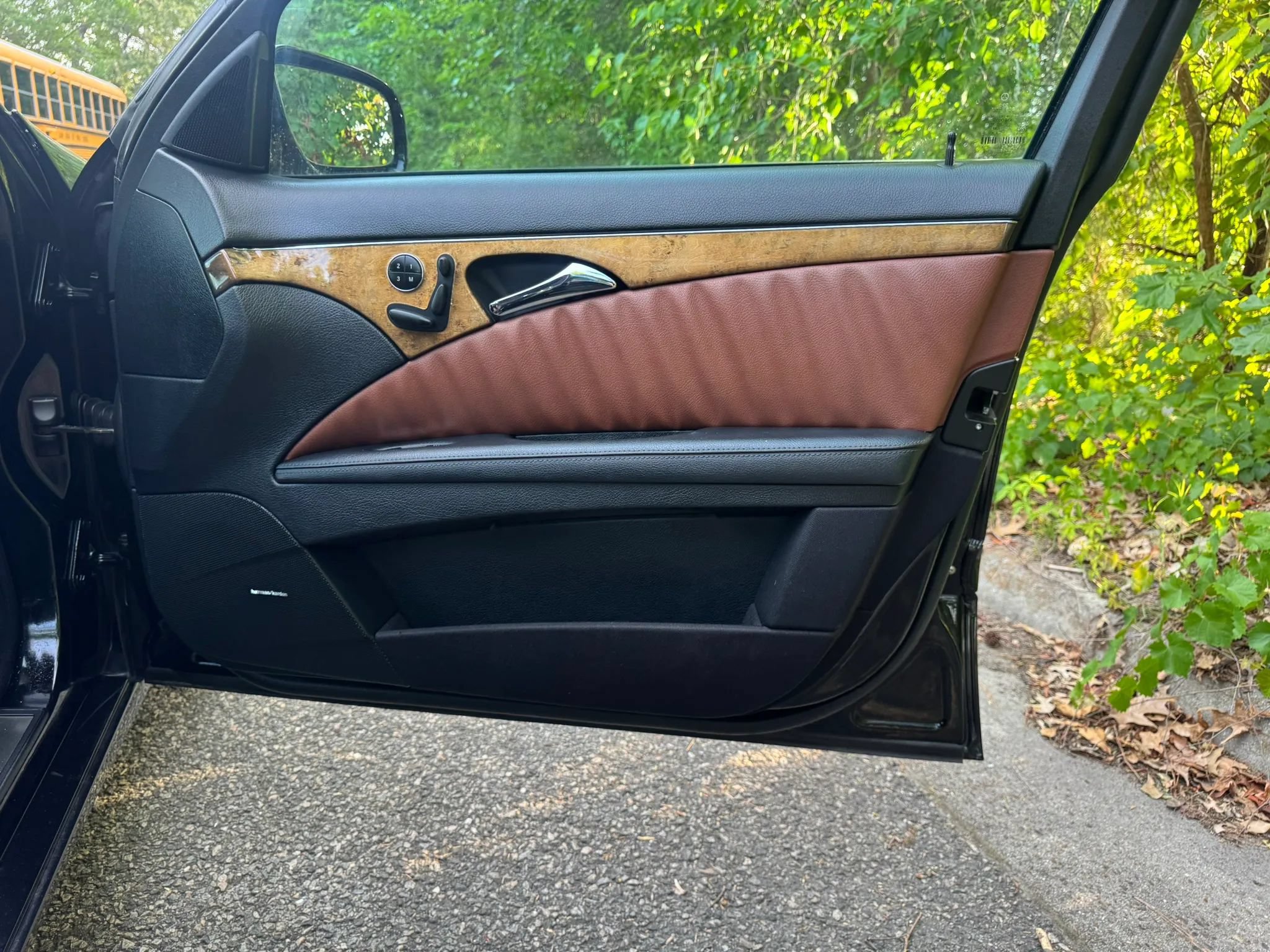 Used 2007 Mercedes-Benz E 350 Sedan image 9