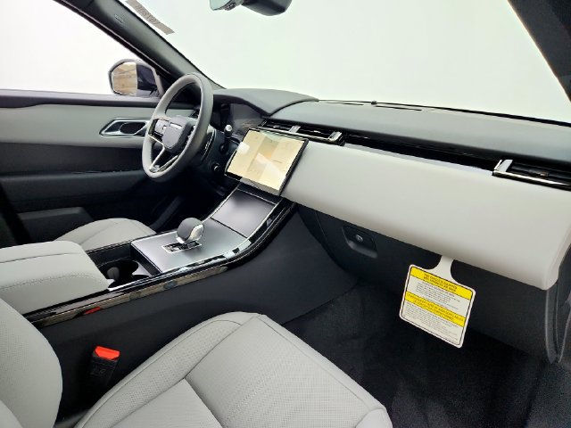 Certified 2026 Land Rover Range Rover Velar S AWD/4WD image 17