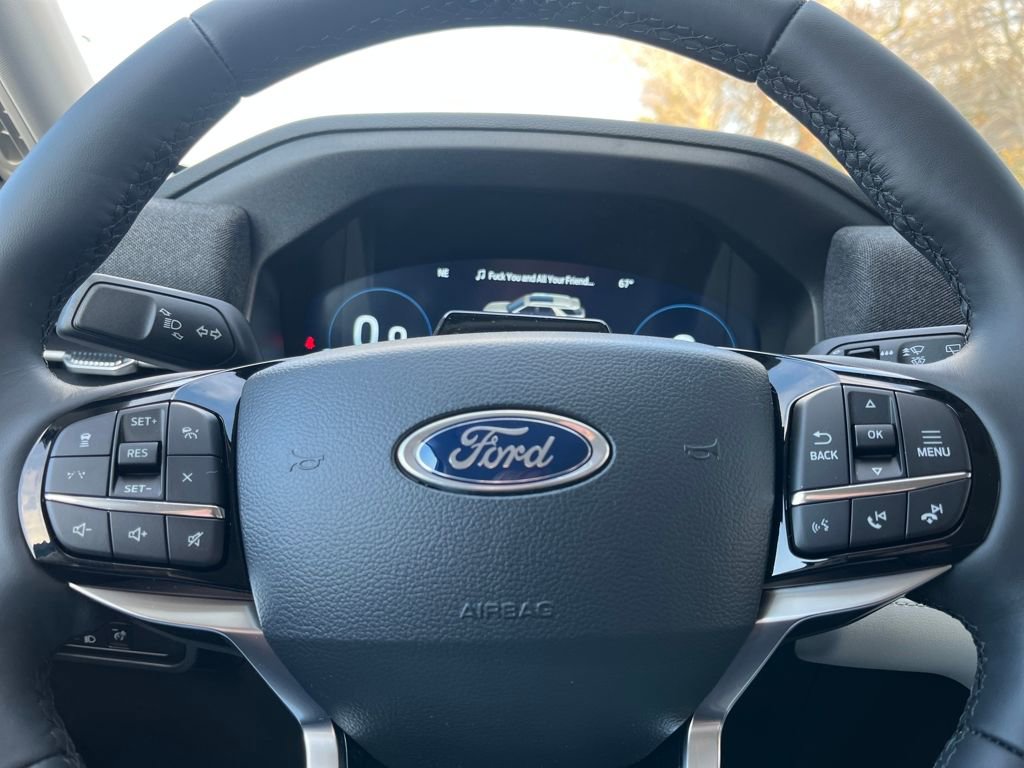 New 2026 Ford Explorer Platinum w/ LUX Leather Package image 17