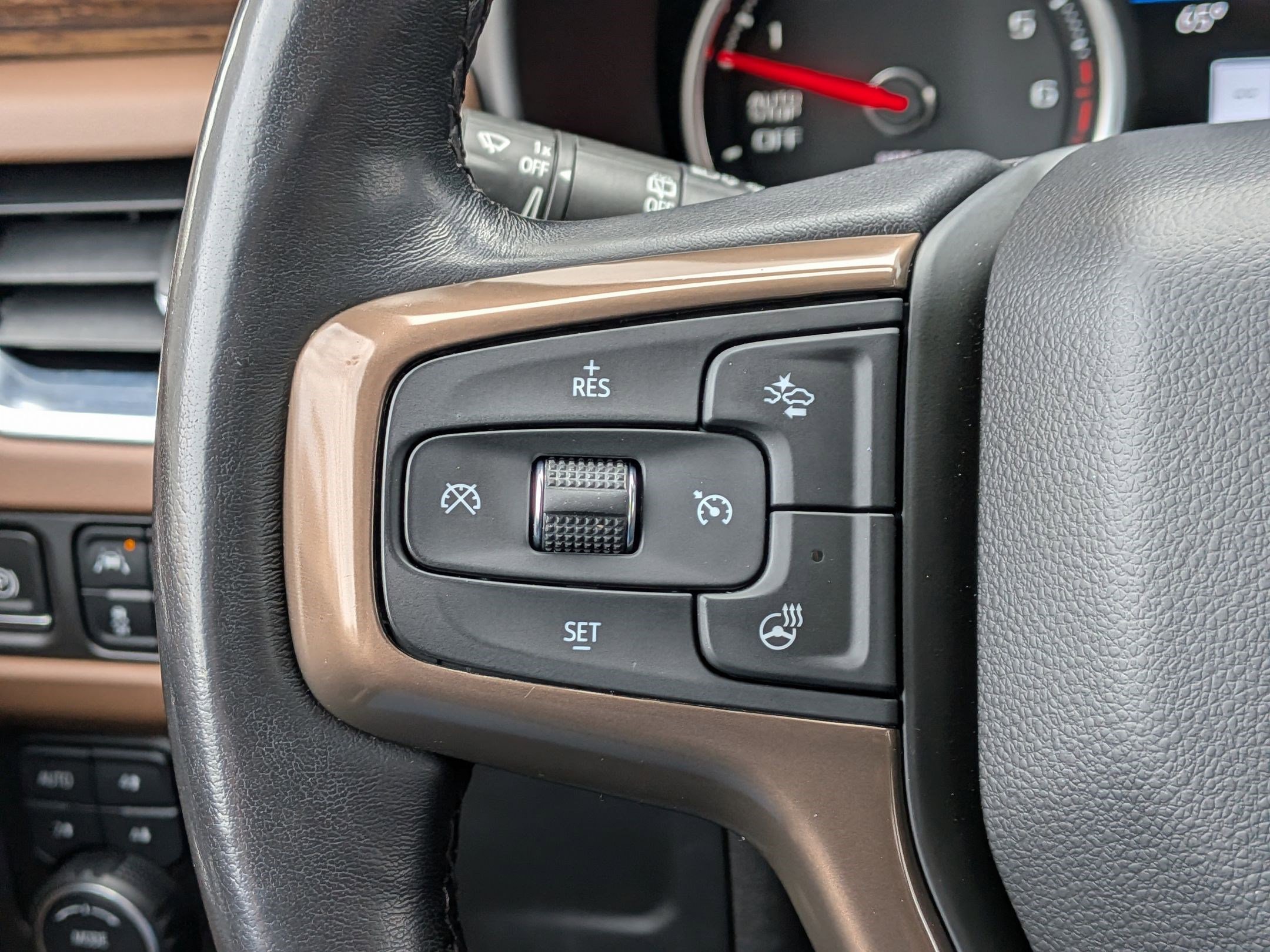 Used 2021 Chevrolet Tahoe High Country AWD/4WD image 16