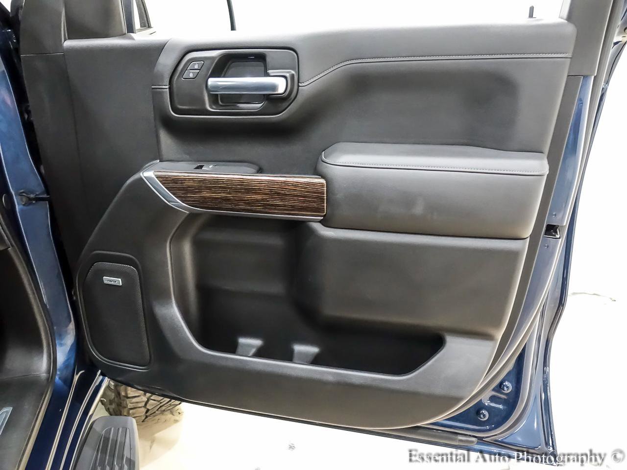 Used 2020 GMC Sierra 1500 Elevation image 30