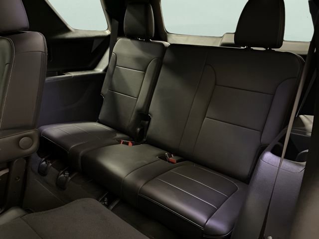 Used 2023 Chevrolet Traverse LT w/ Midnight/Sport Edition AWD/4WD image 25