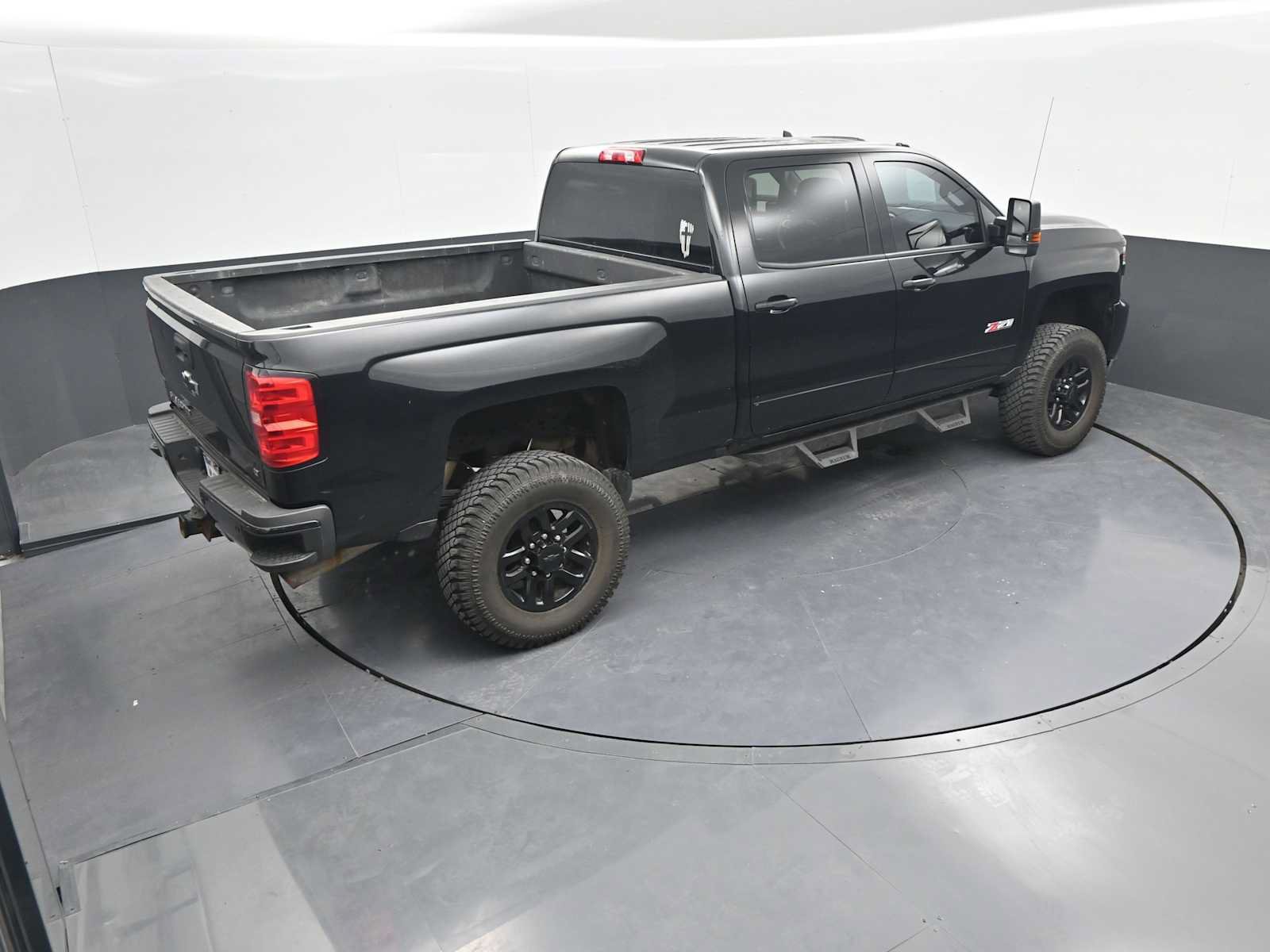 Used 2016 Chevrolet Silverado 2500 LT w/ Midnight Edition AWD/4WD image 26