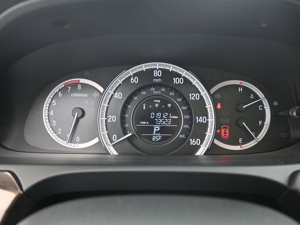 Used 2017 Honda Accord EX-L image 9