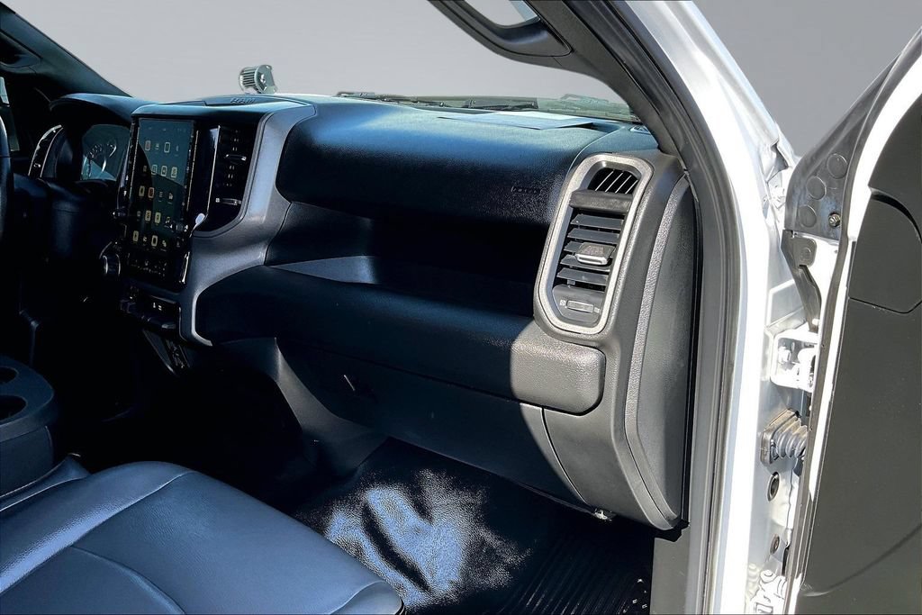 Certified 2022 RAM 2500 Tradesman w/ Chrome Appearance Group AWD/4WD image 19
