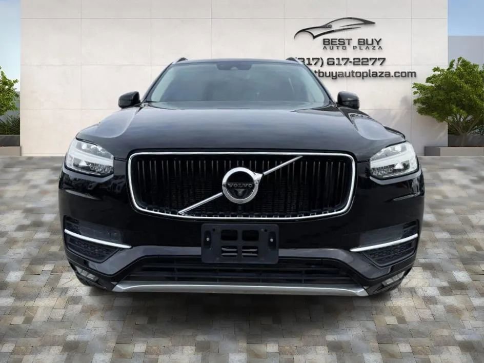 Used 2017 Volvo XC90 T6 Momentum w/ Vision Package image 2