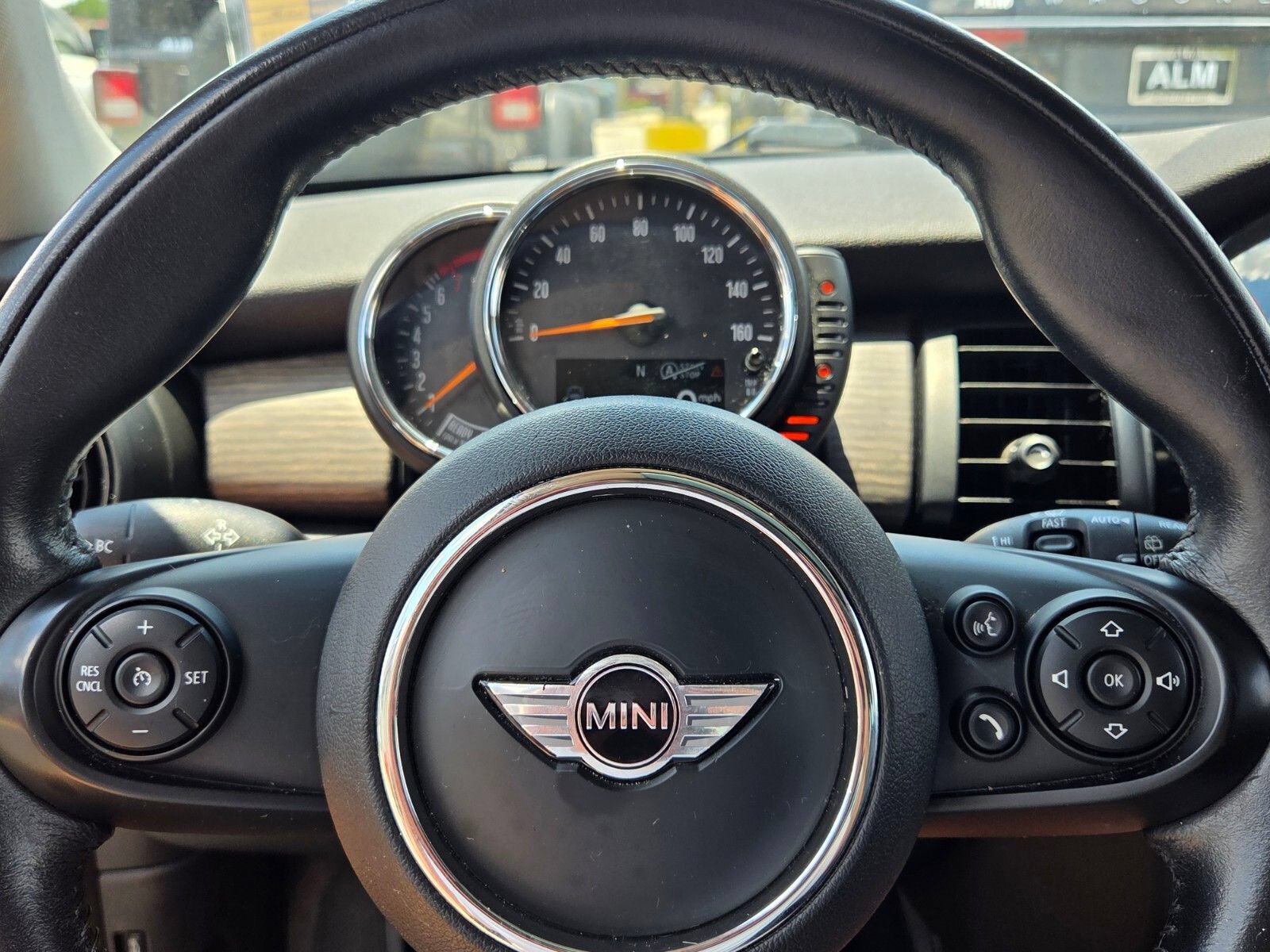 Used 2016 MINI Cooper 4-Door Hardtop FWD image 25