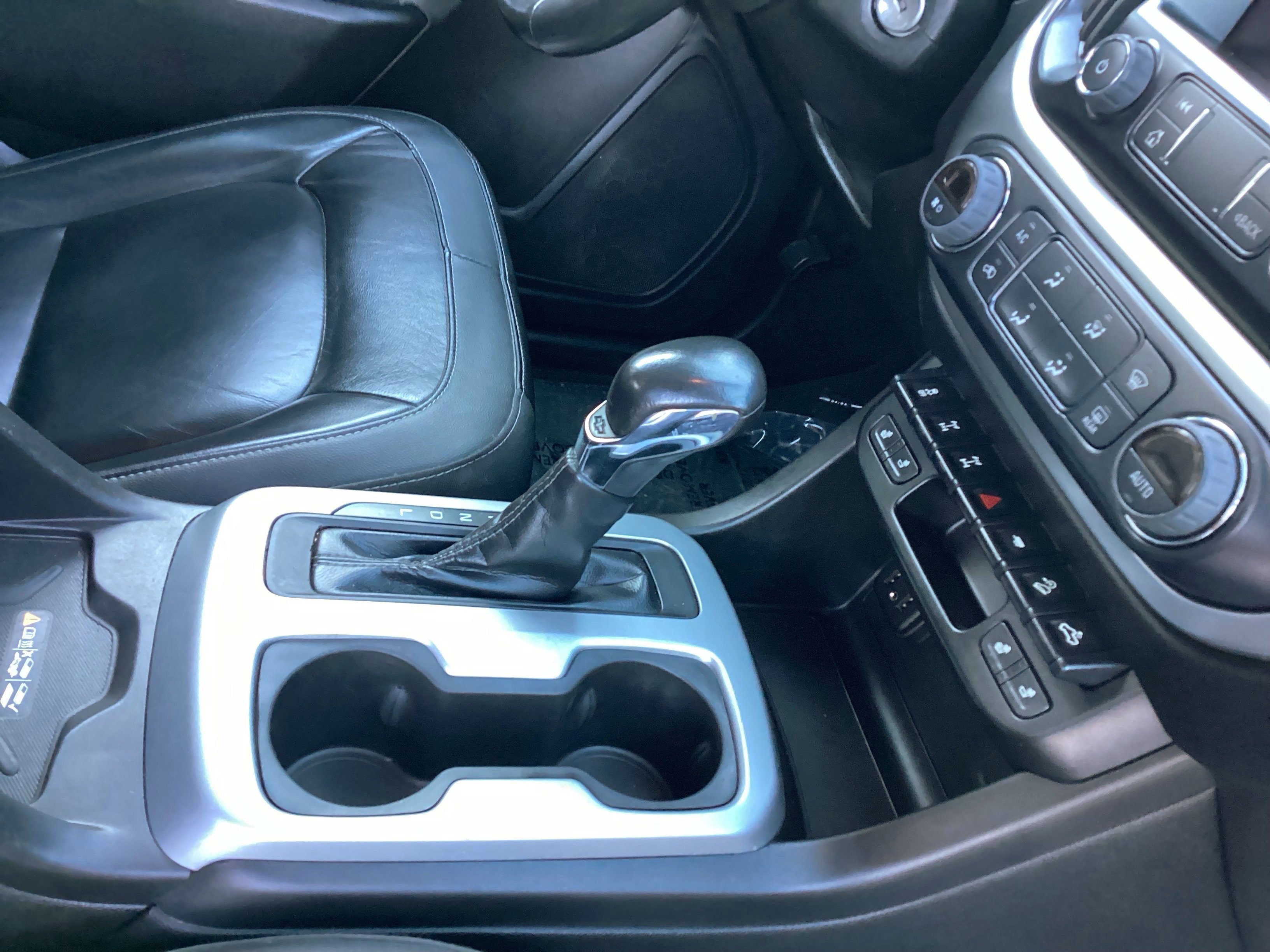 Used 2022 Chevrolet Colorado ZR2 AWD/4WD image 11