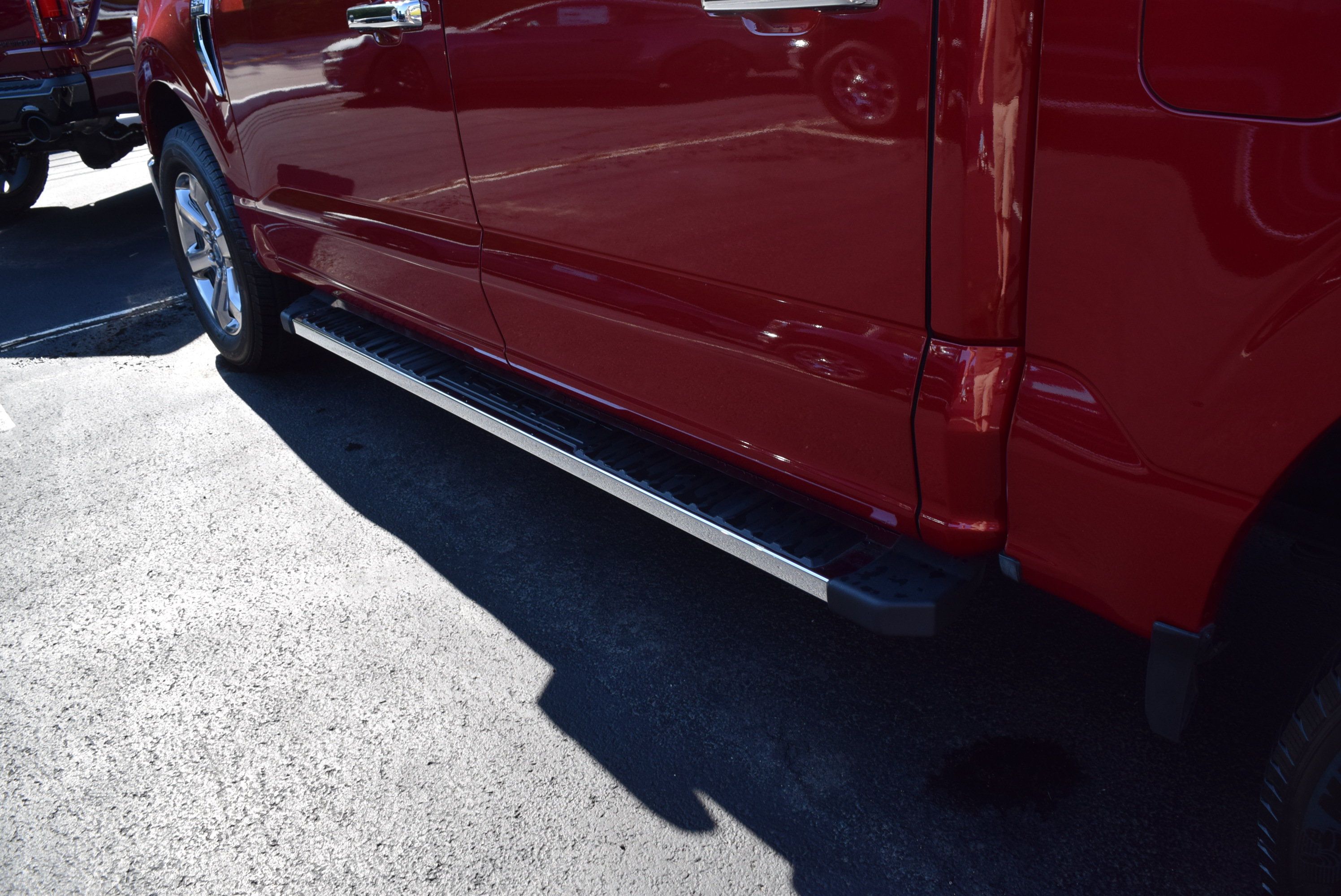Used 2021 Ford F150 Lariat w/ Equipment Group 502A High AWD/4WD image 8