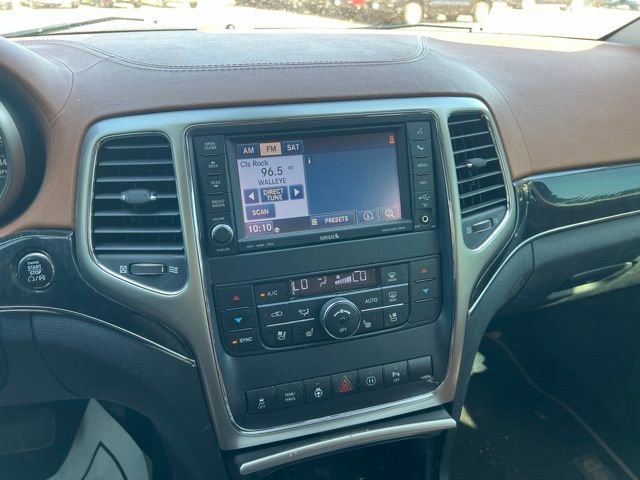 Used 2012 Jeep Grand Cherokee Overland Summit AWD/4WD image 11