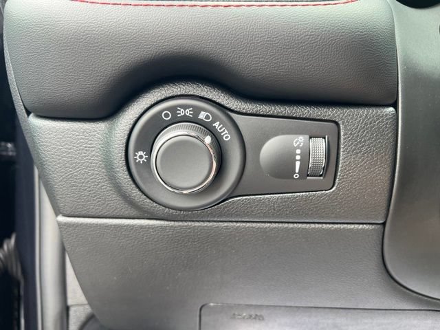 Used 2025 Dodge Durango GT AWD/4WD image 10