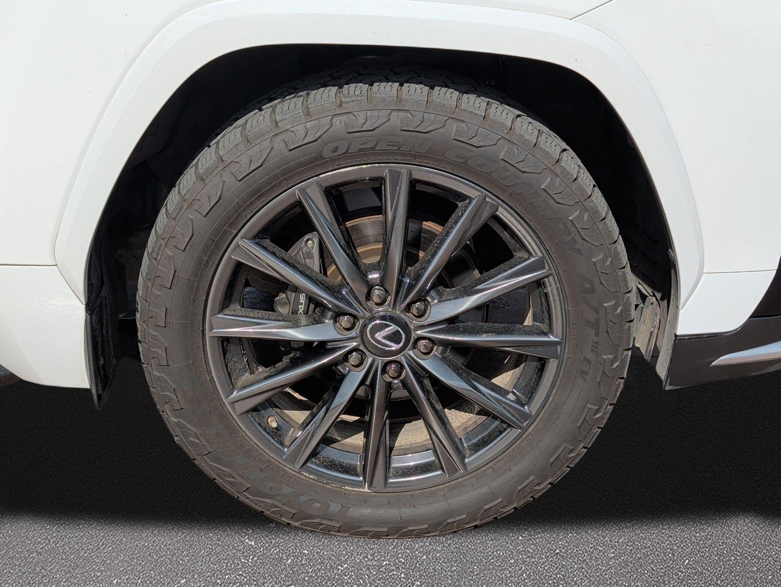 Used 2023 Lexus LX 600 F Sport AWD/4WD image 7
