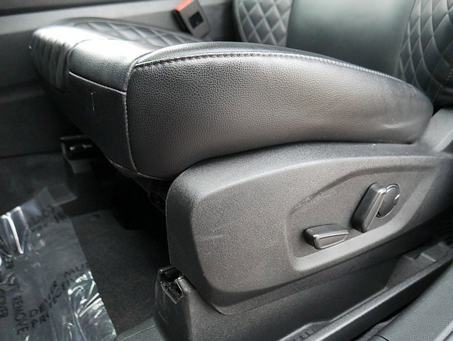 Used 2024 Ford Edge Titanium image 12