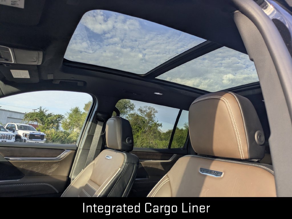 New 2027 GMC Acadia Denali Ultimate w/ LPO, Floor Liner Package FWD image 25
