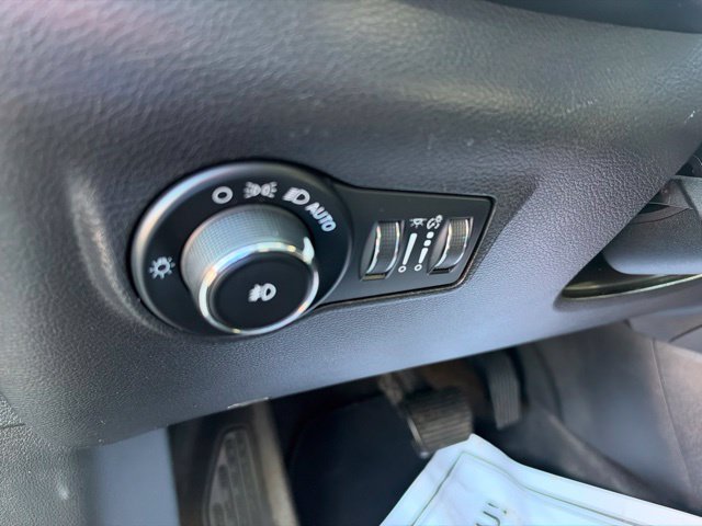 Used 2022 Jeep Compass Limited AWD/4WD image 18