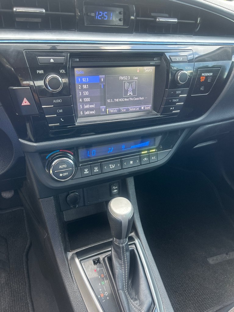 Used 2016 Toyota Corolla S FWD image 11