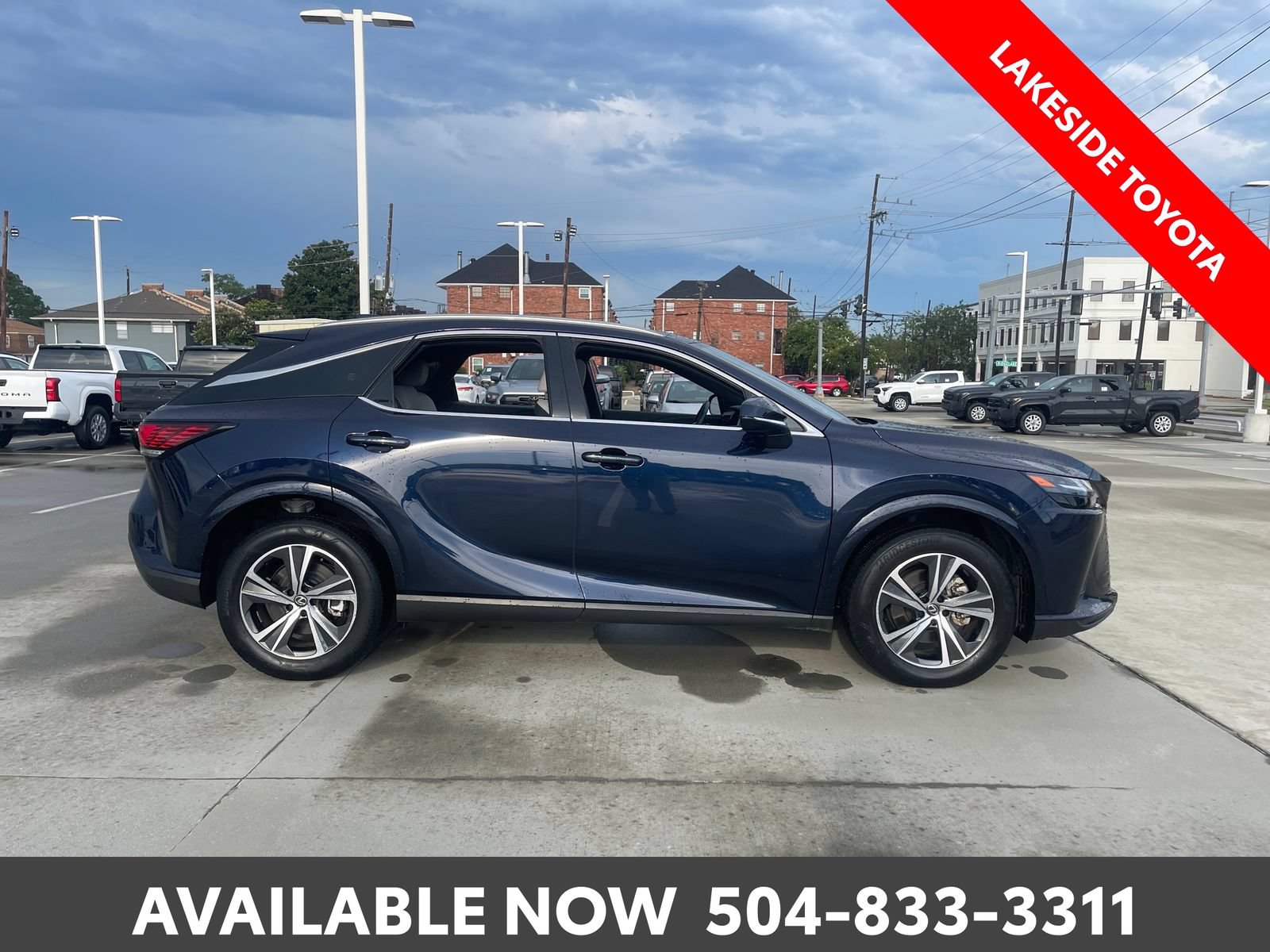 Used 2023 Lexus RX 350 Premium w/ Accessory Package FWD image 6