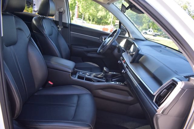 Used 2024 Kia Sorento X-Line EX AWD/4WD image 14