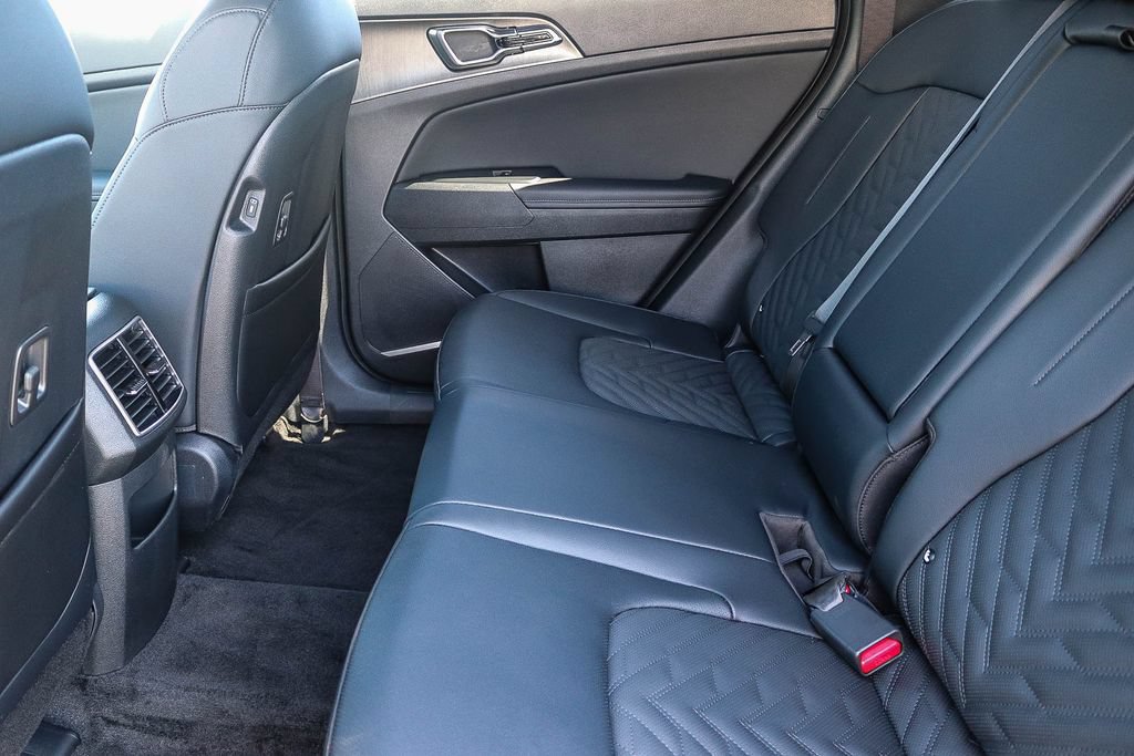 Certified 2026 Kia Sportage X-Line AWD/4WD image 18