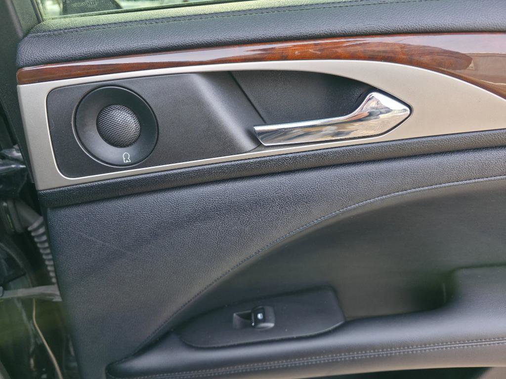 Used 2018 Lincoln MKZ Reserve w/ Magnetic Appearance Package image 23