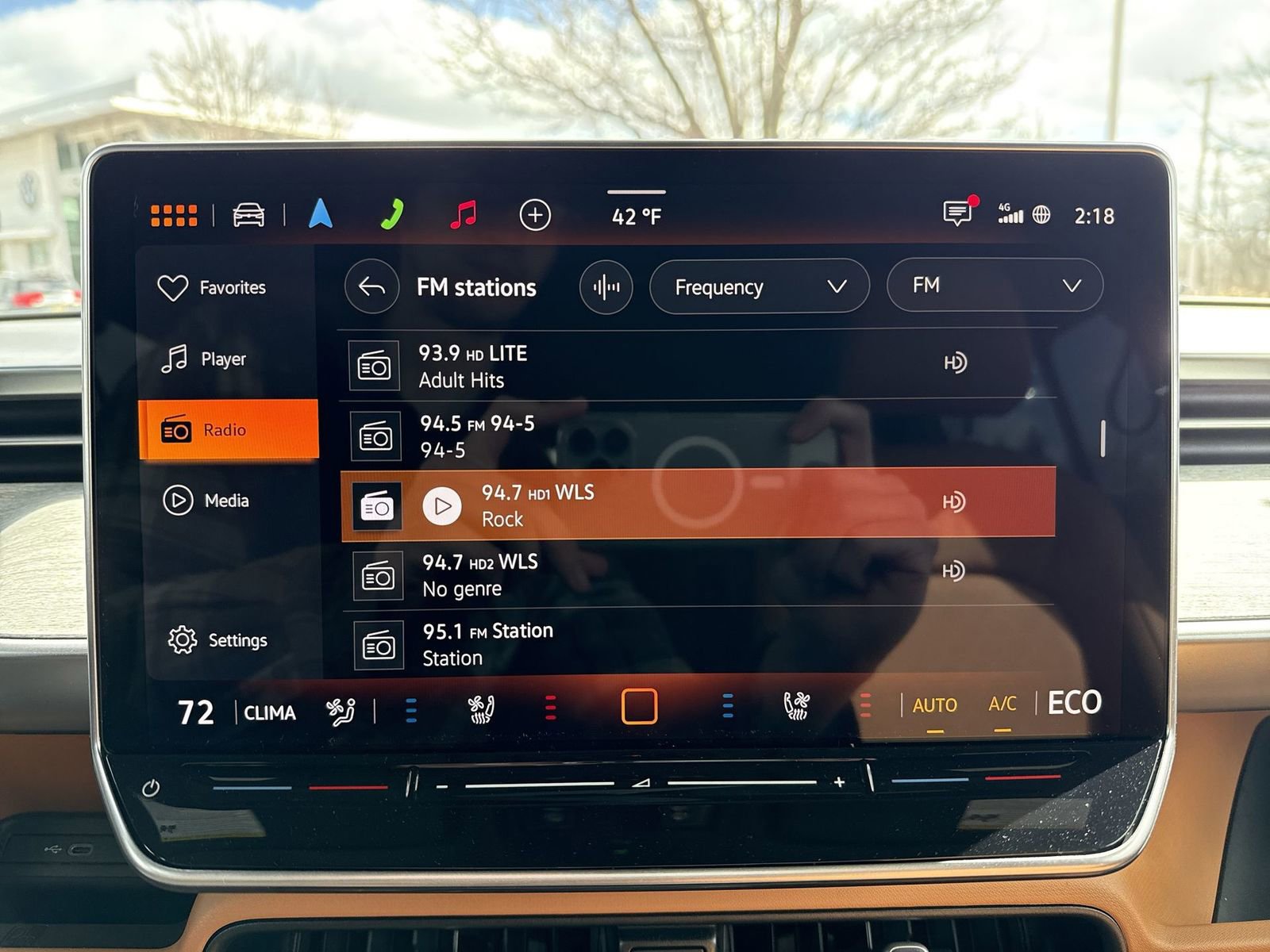 Used 2025 Volkswagen ID. Buzz Pro S image 17