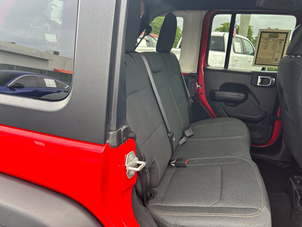 Used 2024 Jeep Wrangler Unlimited Sport AWD/4WD image 28
