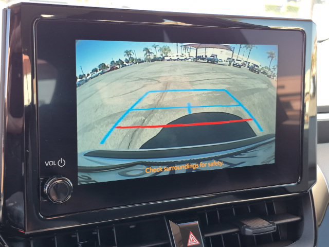 Used 2025 Toyota Corolla LE FWD image 13