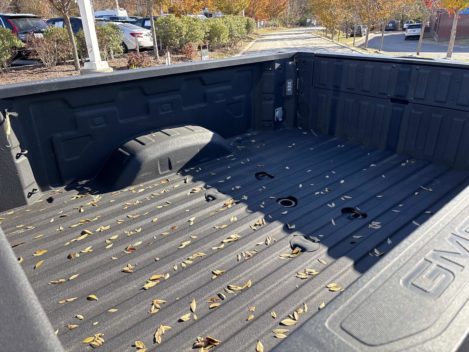 Certified 2024 GMC Sierra 2500 Denali Ultimate image 32