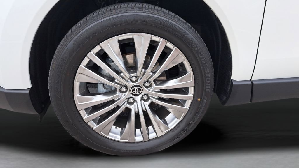 Certified 2021 Toyota Venza Limited w/ Advanced Technology Package image 10