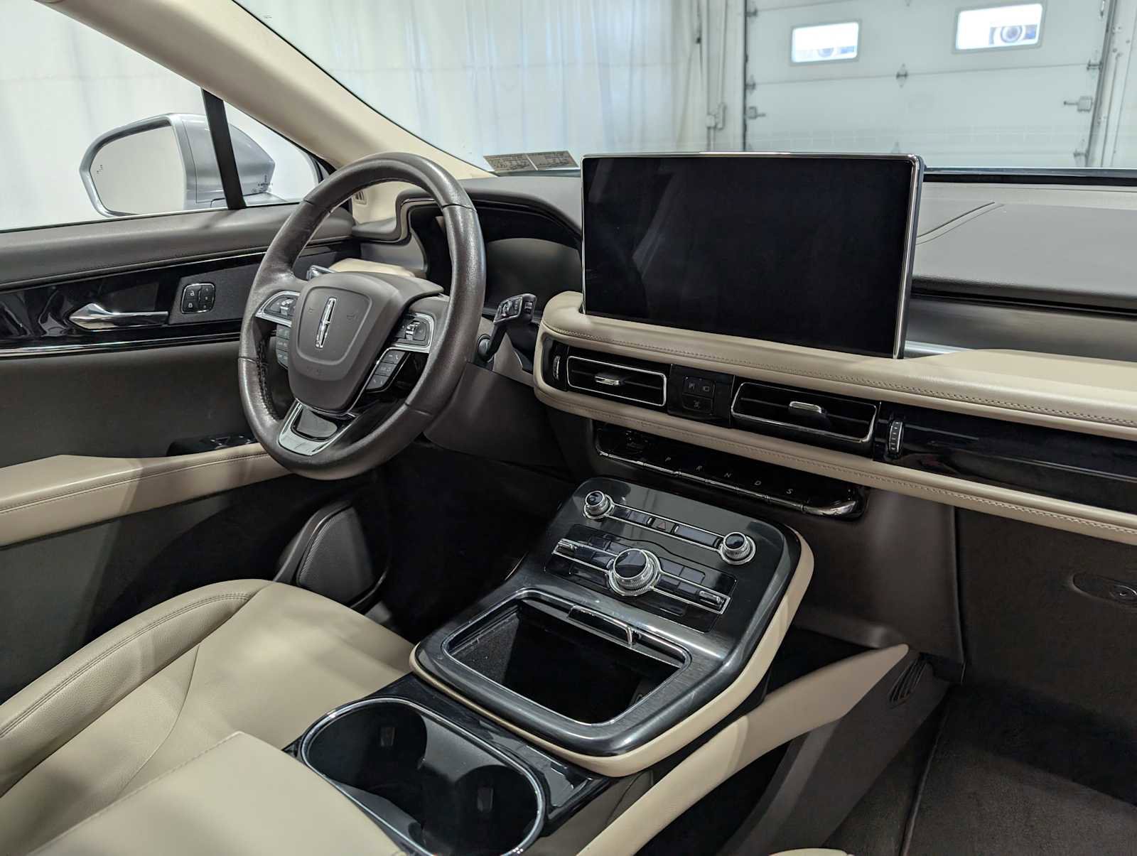 Used 2022 Lincoln Nautilus Standard image 41