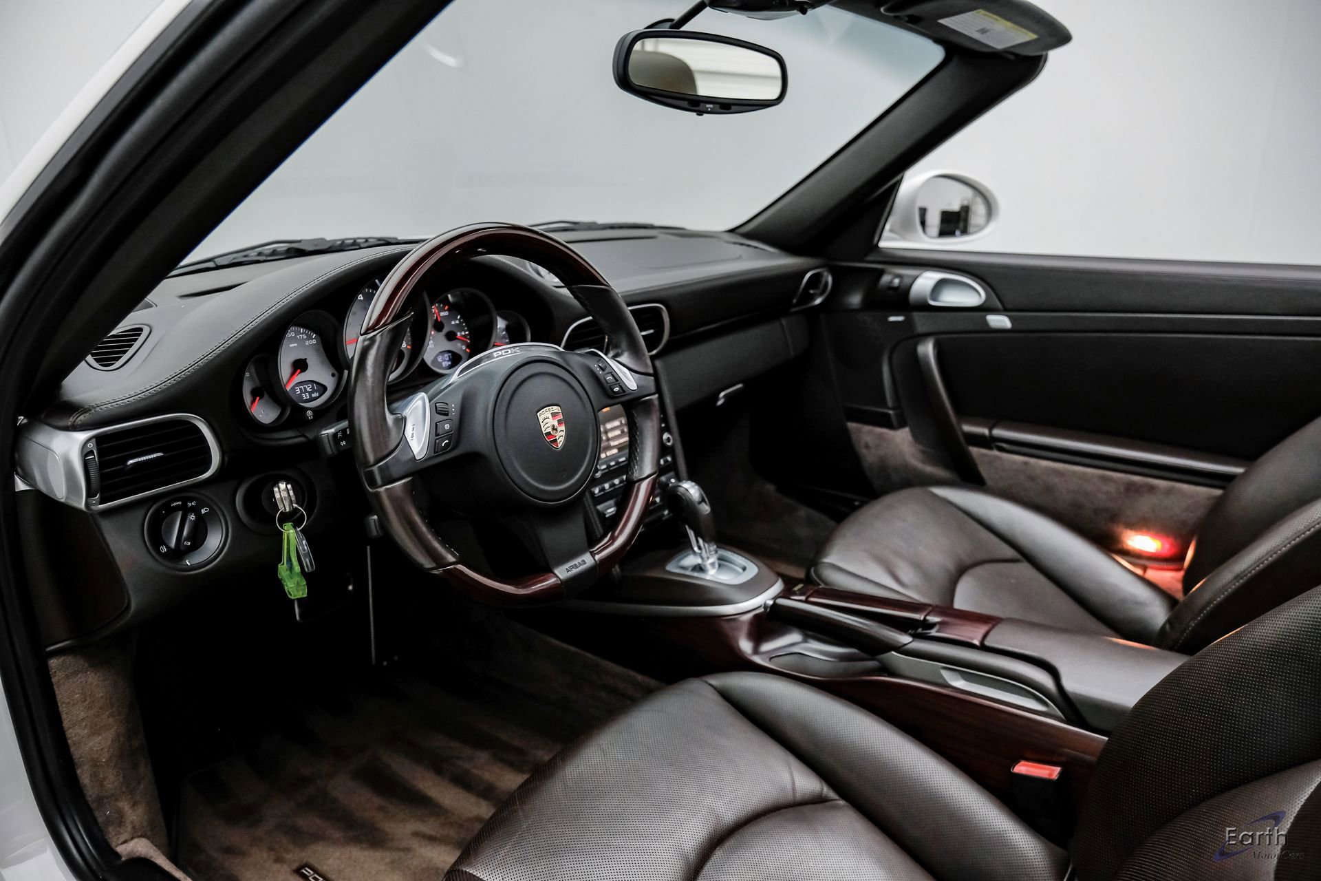 Used 2011 Porsche 911 Carrera S RWD image 2