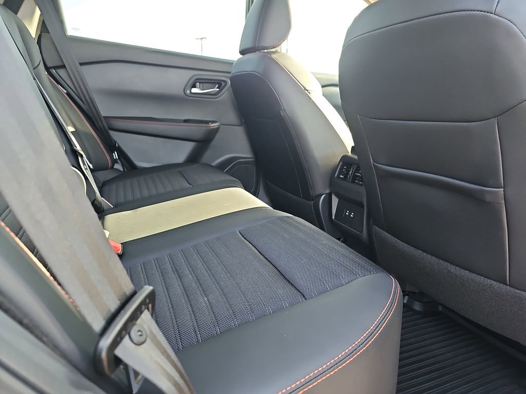 New 2026 Nissan Rogue SV AWD/4WD image 13