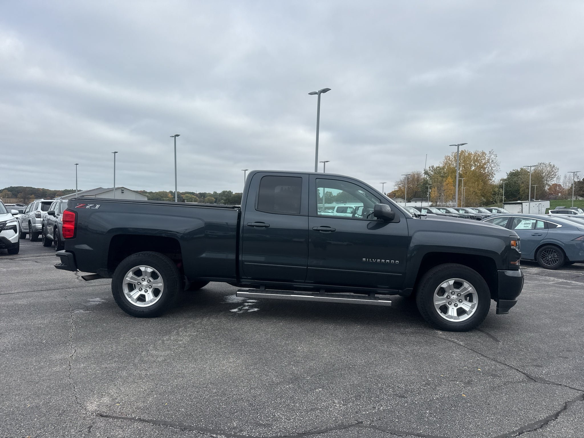 Certified 2019 Chevrolet Silverado 1500 LT w/ All Star Edition AWD/4WD image 16