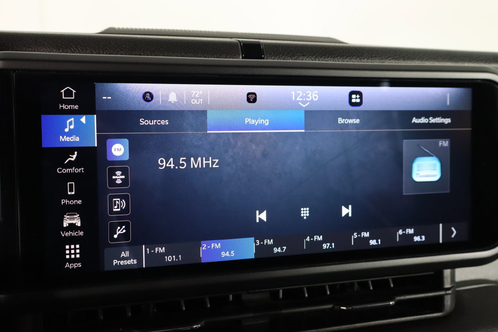 Used 2025 Jeep Wrangler Unlimited Sport AWD/4WD image 28