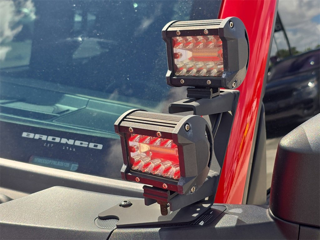 Used 2022 Ford Bronco Wildtrak image 12