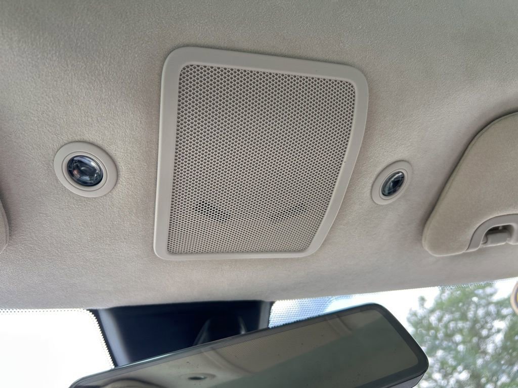 Used 2013 Tesla Model S Performance image 33