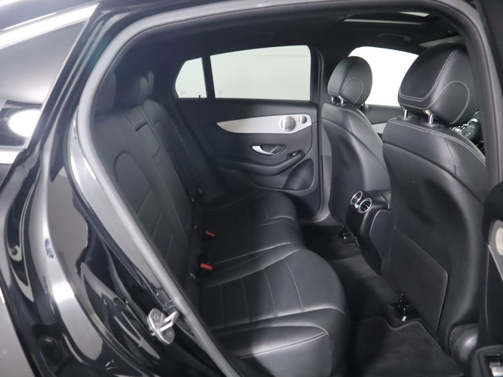 Used 2021 Mercedes-Benz GLC 300 4MATIC Coupe image 22