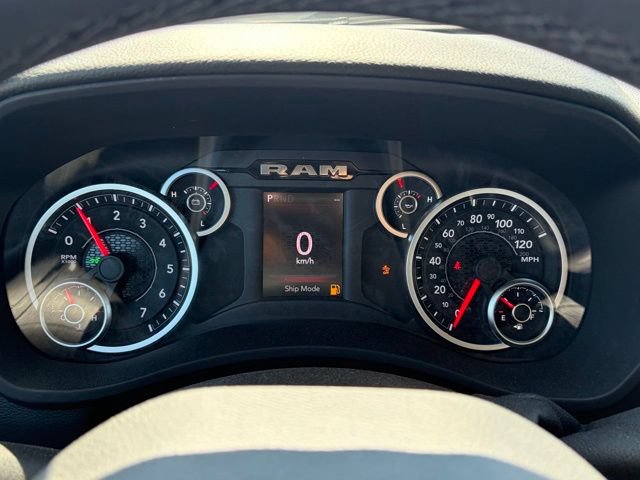 New 2026 RAM 2500 Big Horn AWD/4WD image 18