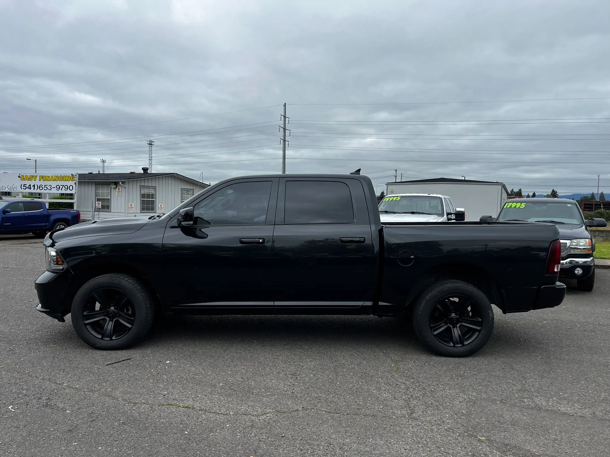 Used 2018 RAM 1500 Sport w/ Quick Order Package 26Q Night AWD/4WD image 2