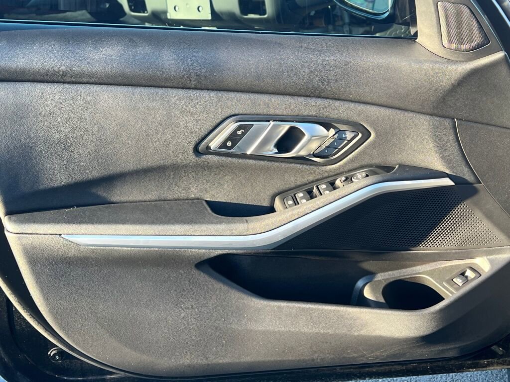 Used 2020 BMW 330i Sedan w/ Premium Package image 20