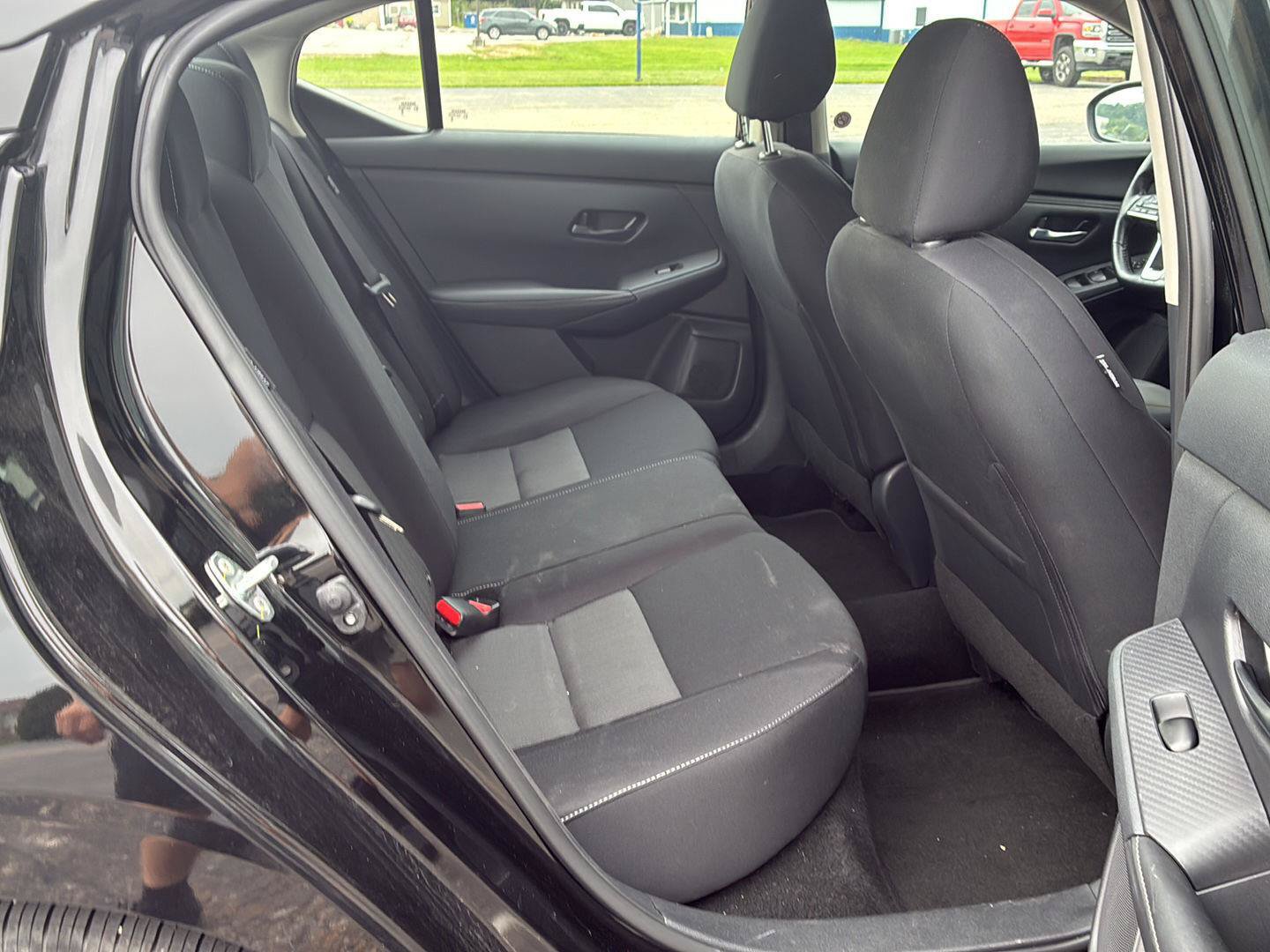 Used 2025 Nissan Sentra SV w/ All-Weather Package FWD image 9
