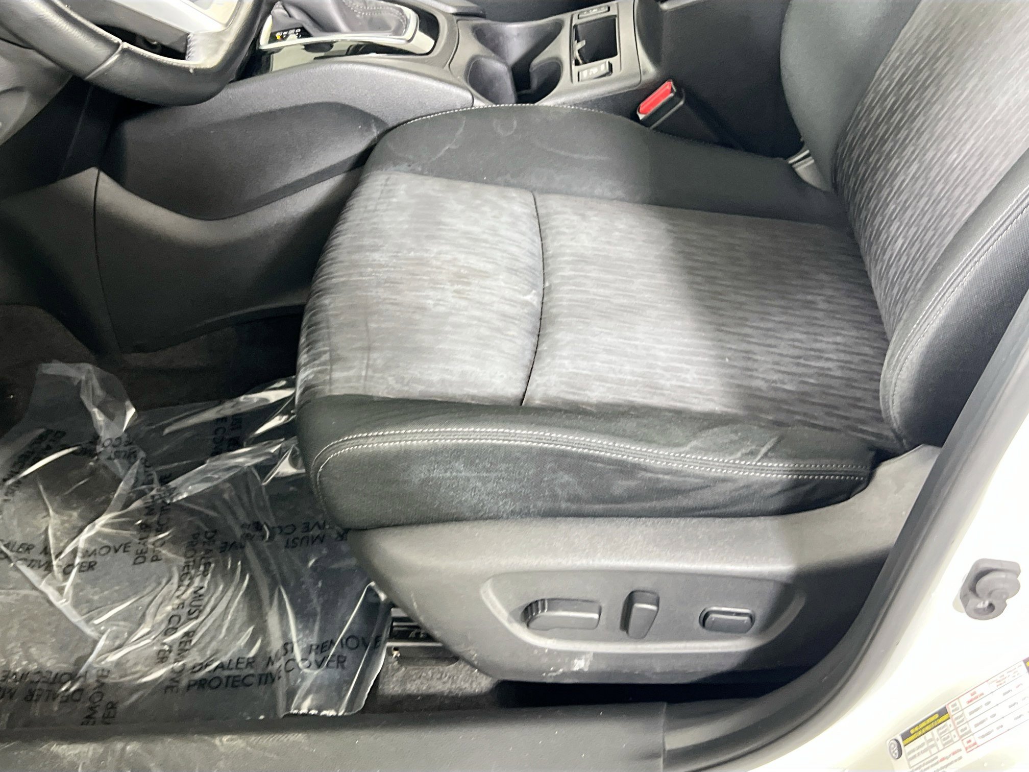 Used 2020 Nissan Rogue SV image 18