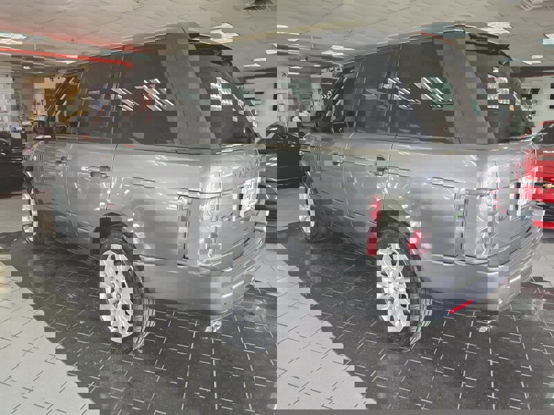 Used 2007 Land Rover Range Rover HSE image 6