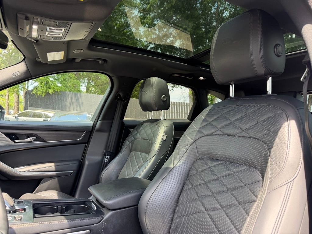 Used 2021 Jaguar F-PACE S AWD/4WD image 12