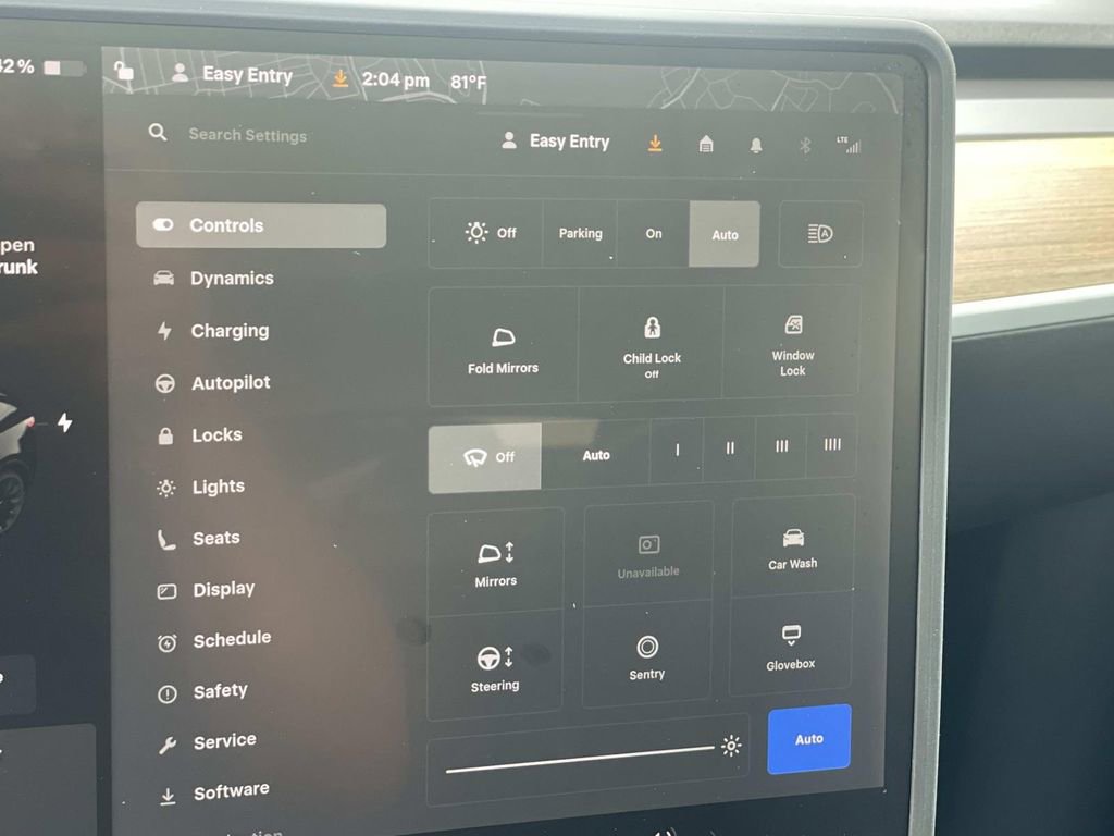 Used 2020 Tesla Model Y Long Range image 10