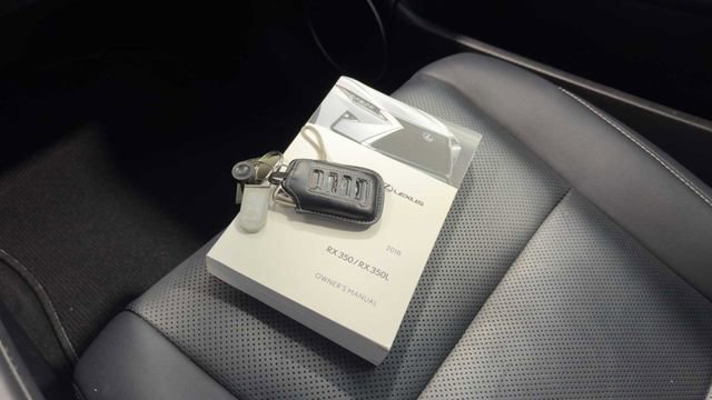 Used 2018 Lexus RX 350 AWD w/ Premium Package image 27