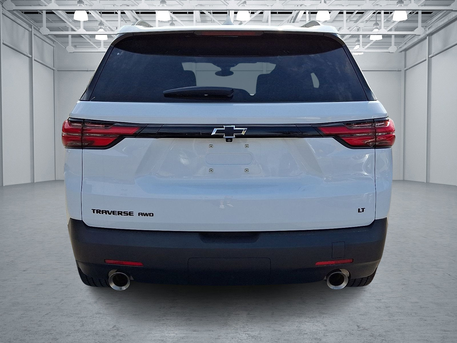 Used 2023 Chevrolet Traverse LT w/ Midnight/Sport Edition image 5