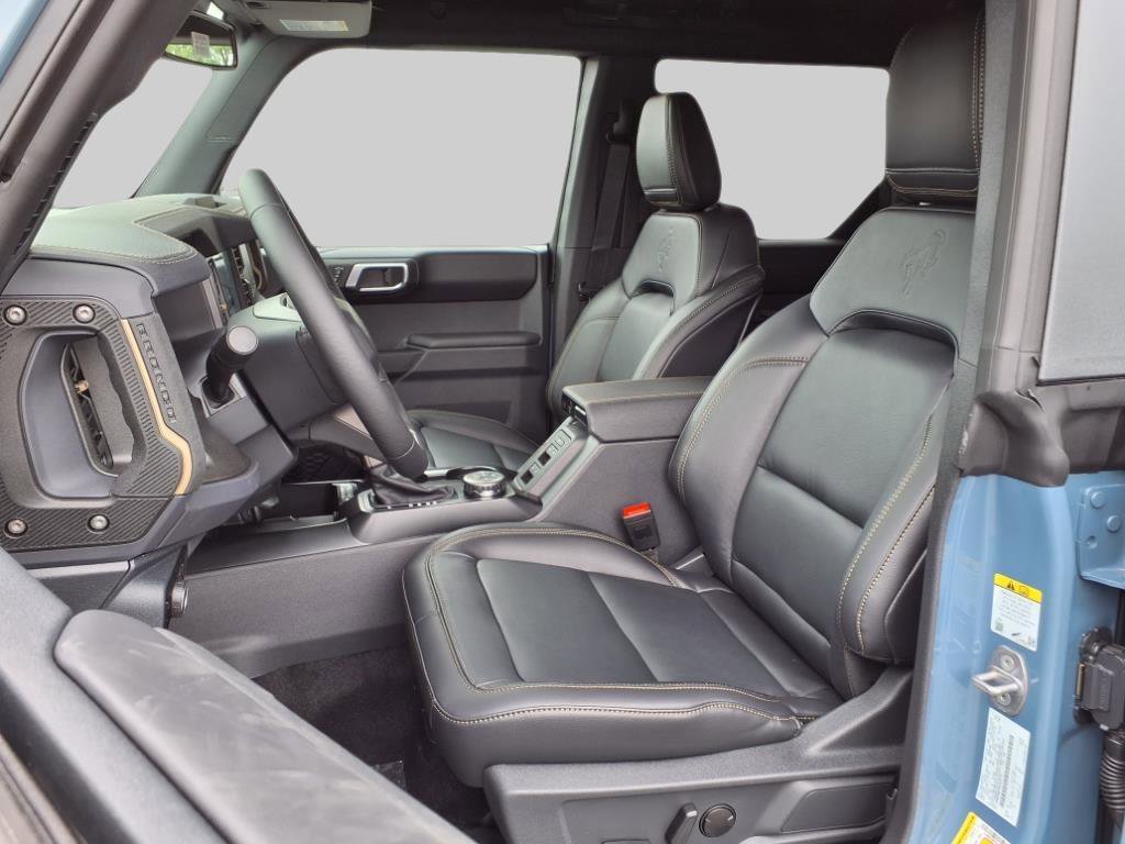 New 2025 Ford Bronco Badlands image 6