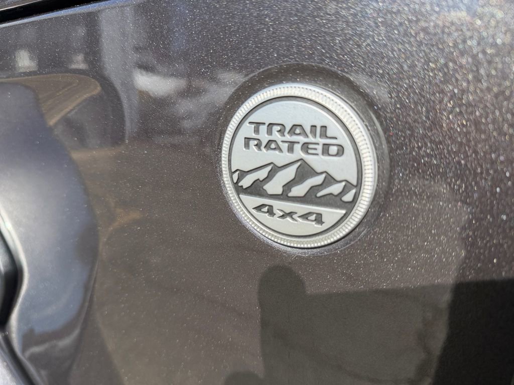 Used 2021 Jeep Wrangler Unlimited Sahara image 26