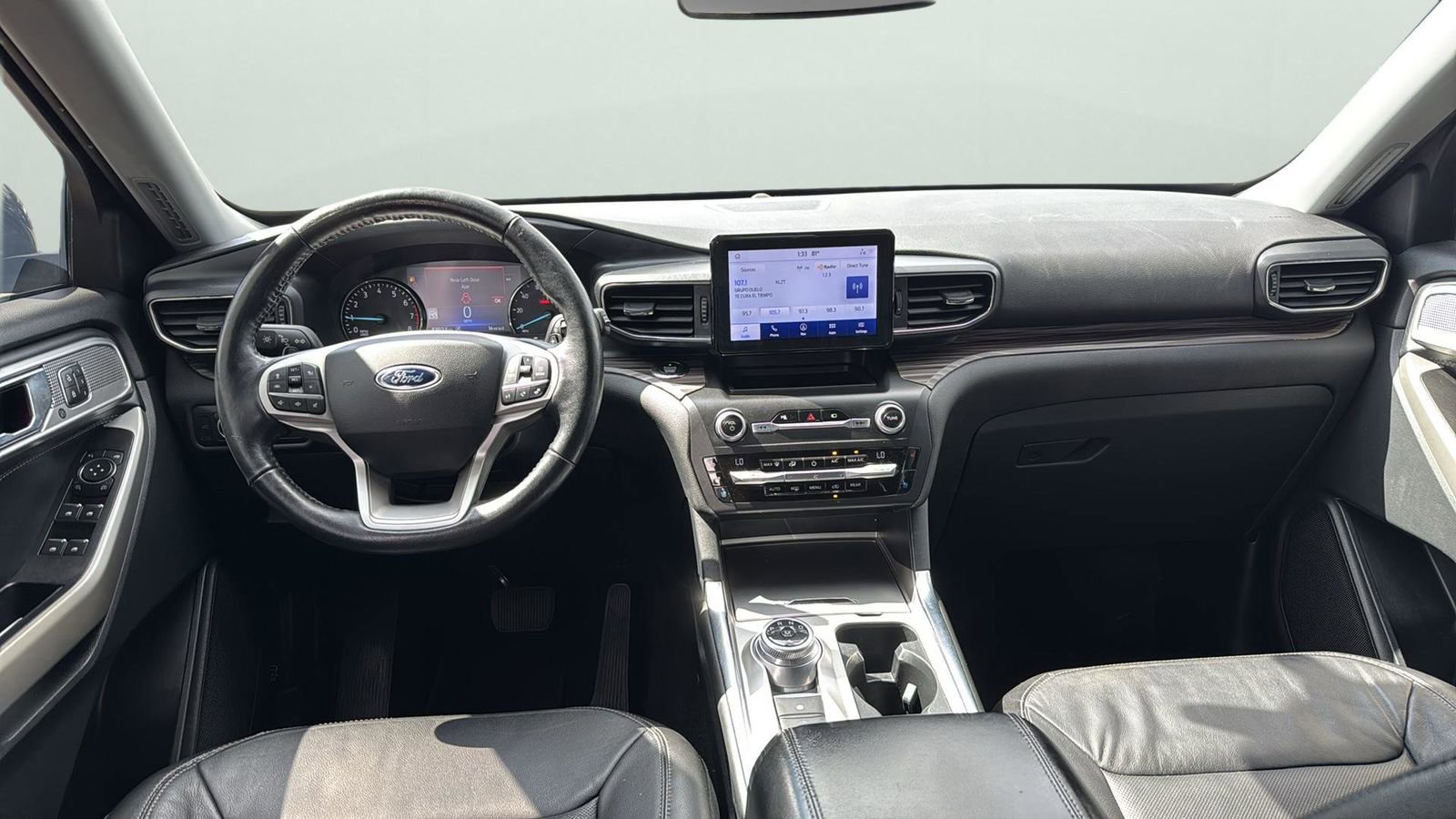 Used 2020 Ford Explorer Limited image 22